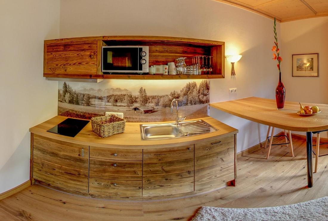 Serviced Apartments Villa Licht 키츠부헬 객실 사진